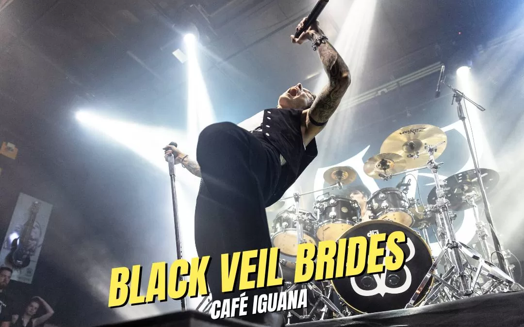 BLACK VEIL BRIDES CAFE IGUANA